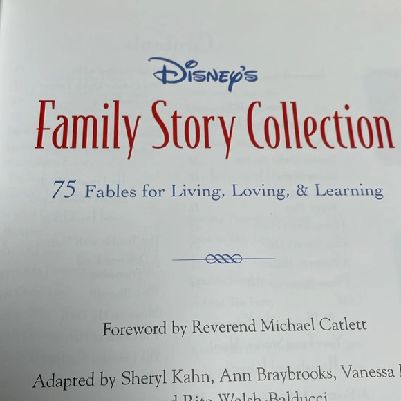 Disney’s Family Story Collection 75 Fables for Living loving & Learning - Picture 11 of 14